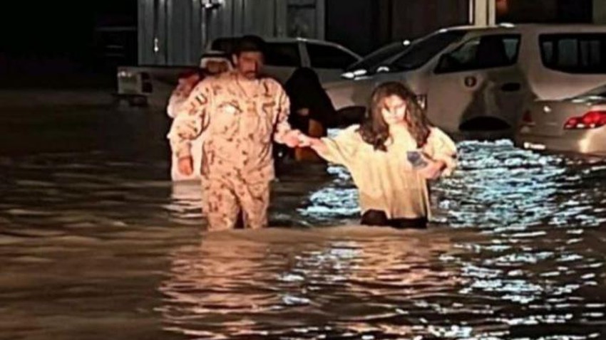 UAE: 7 deaths due to torrential rains... 80% of people in the affected areas returned to their homes