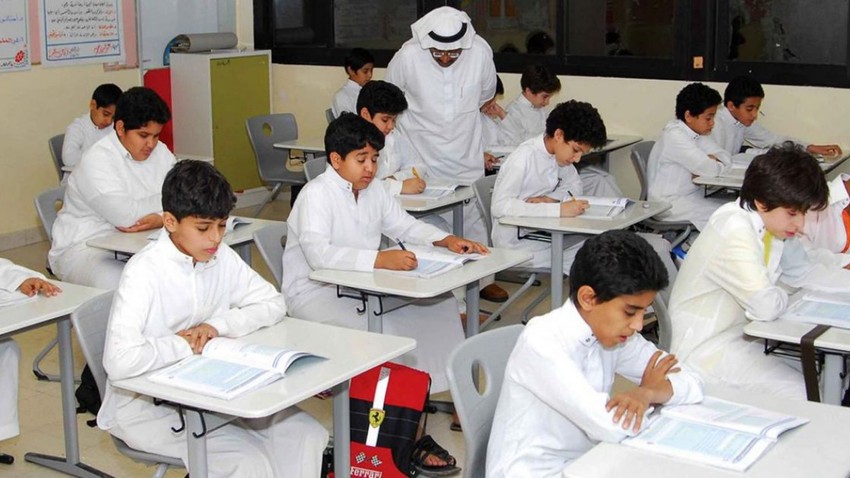 طلبة المدارس في السعودية يعودون إلى مقاعدهم الدراسية وتفاصيل الفصول الدراسية للعام الدراسي الجديد 