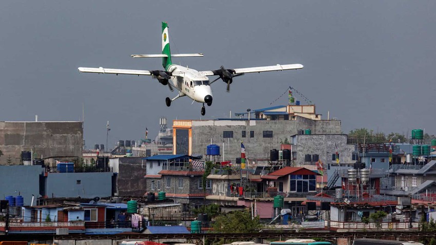 Un avion népalais disparu retrouvé, 16 corps retrouvés sur le site du crash