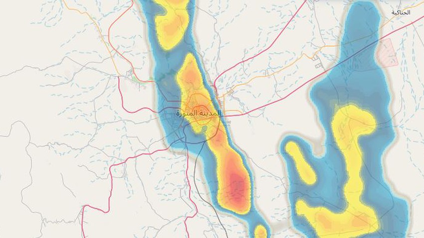 Update 9:00 at night: activity of rain clouds over Madinah accompanied by thunderstorms