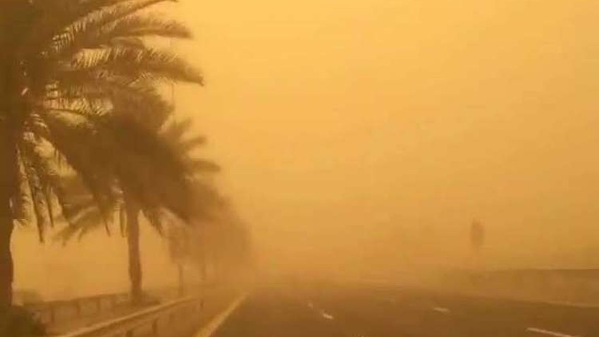 Now - Update 5:15 PM: A sandstorm causes loss of horizontal visibility south of Tabuk city
