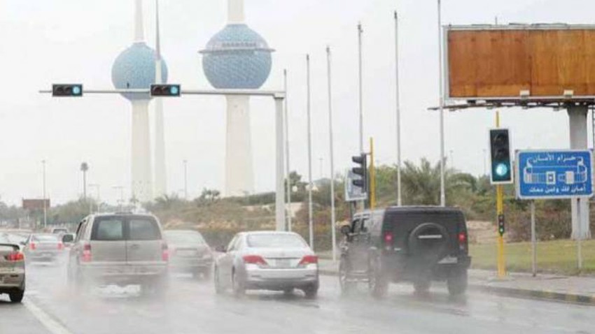 الكويت: انخفاض على الحرارة و طقس غائم و فرصة للأمطار الرعدية في بعض المناطق نهاية الأسبوع