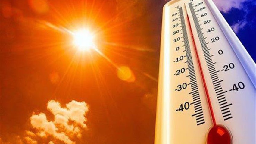 السعودية | طقس حار إلى شديد الحرارة في مكة المكرمة والقطاع الداخلي من المنطقة الشرقية وتنبيه من ضربات الشمس والإجهاد الحراري