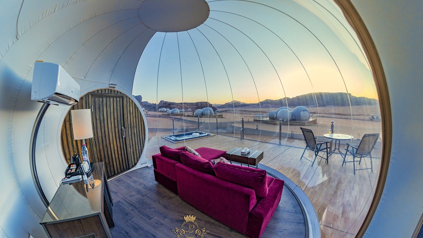 Wadi Rum .. et l&#39;expérience de séjourner dans des chambres spéciales en forme de bulles