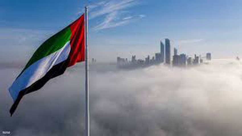 الإمارات - المركز الوطني | انخفاض تدريجي ومُتزايد على درجات الحرارة وعودة فرص تشكل الضباب الأيام القادمة 