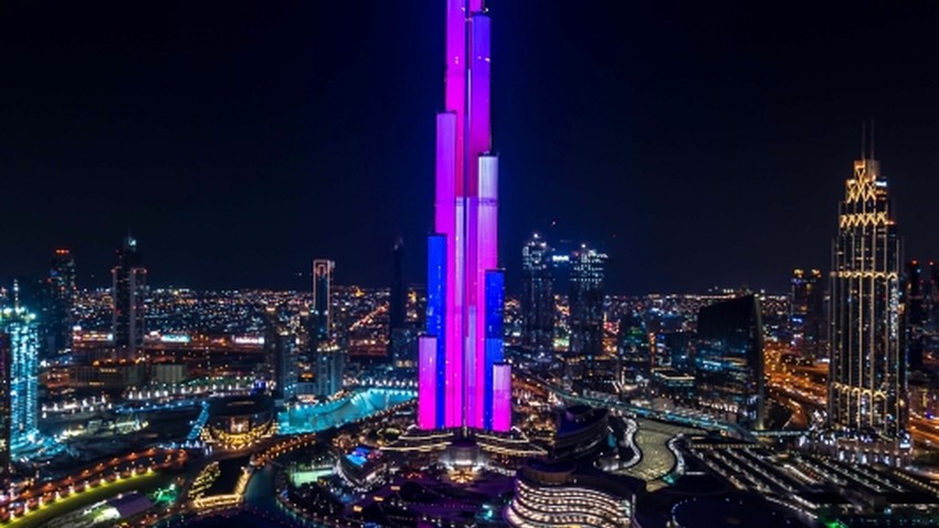 برج خليفة يتزين بتهنئة خاصة لنادي الزمالك بطل الدوري