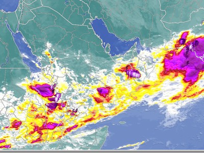 شاهد الآن: مشهد مذهل عبر صور الأقمار الاصطناعية (عواصف رعدية واسعة النطاق على هذه المناطق)