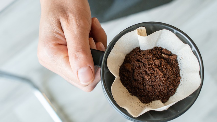 To repel mosquitoes.. don&#39;t throw away the coffee grounds and use it this way