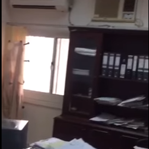 بالفيديو.. مياه الأمطار تتسرب لـ "محكمة القريات"