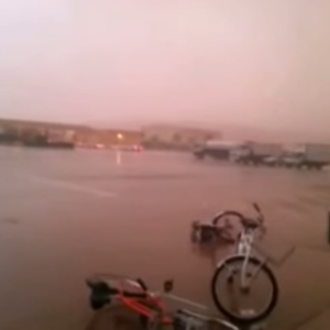 أمطار صيفية نادرة وغزيرة على الربع الخالي 