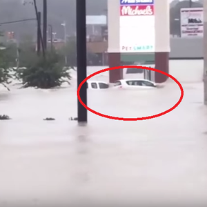 بالفيديو: فيضانات جارفة بسبب الأمطار الغزيرة في ساوث كارولينا