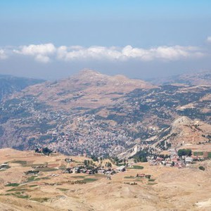 بالفيديو : من ذكريات العاصفة أليكسا .. تساقط كثيف للثلوج القطنية في الخليل 