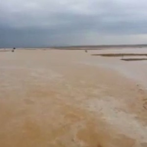 الأمطار تحول شمال املج إلى نهر 