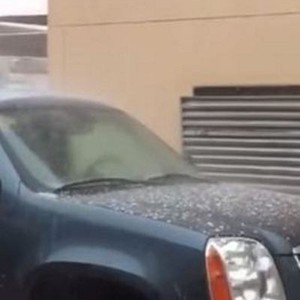 بردية قوية تضرب محافظة الخرج .. شاهد