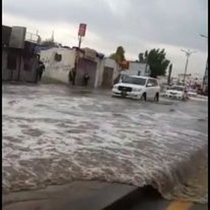 شوارع تبوك تغرق !