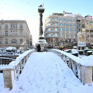 بالفيديو : حدث في مثل هذا اليوم .. ثلوج دمشق !