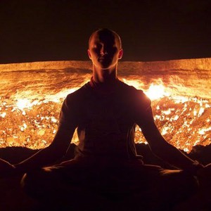 حفرة الجحيم في تركمانستان .. الكارثة التي أصبحت معلمًا سياحيًا