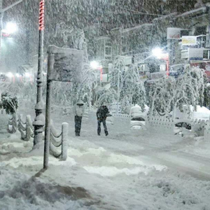 للتبريد .. ذكريات العاصفة "أليكسا" وتراكم الثلوج بشكل كبير في رام الله