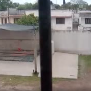 كاميرا مثبتة بأحد المنازل ترصد لحظة وقوع زلزال في الأرجنتين