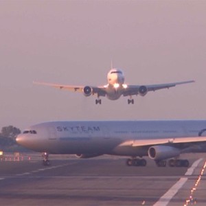 بالفيديو : طائرة روسية تنجح بتفادي الاصطدام بأخرى أرجنتينية ..