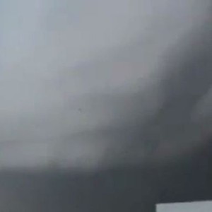 بالفيديو: عاصفة "السوبرسل" التي إجتاحت الأراضي التونسية عصر الإثنين 26-8-2013 