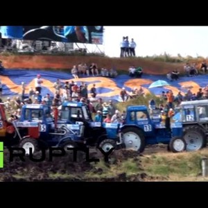 بالفيديو : سباق من نوع آخر وهذه المرّة للجرّارات الزراعية !