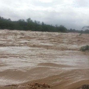 جزيرة مصيرة العُمانية تغرق بهطول مئات الملمترات من الأمطار 