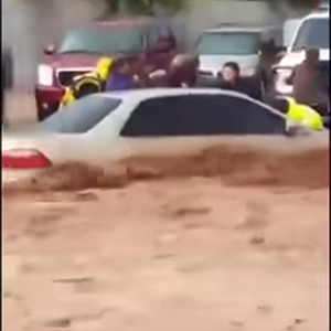 شاهد قوة السيول التي قتلت 16 شخصا بولاية يوتا الأمريكية