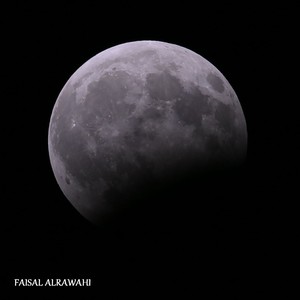 Photos .. une éclipse partielle dans le ciel des pays arabes