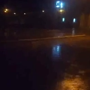 فيديو : أمطار غزيرة و برد على جنوب القصيم 