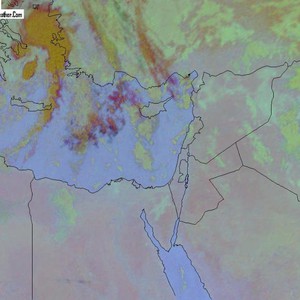  بالفيديو: طيار ينجو بحياته في اللحظة الاخيرة قبل تحطم الطائرة 