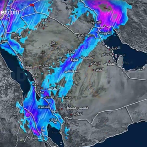 عاجل و بالفيديو: الثلوج تلامس شمال السعودية و عودة مرتقبة للأمطار في العديد من المناطق