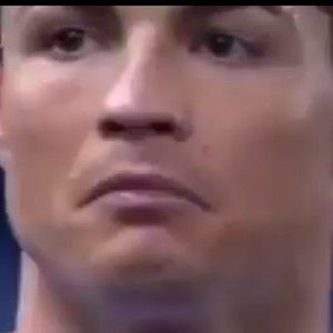 بعيداً عن الطقس:  اللاعب الشهير رونالدو كاد أن يتسبب في مقتل لاعب منافس - فيديو