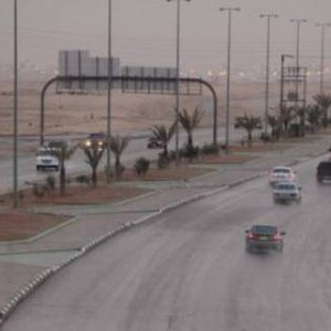 أمطار غزيرة قرب بلدة طريف أقصى شمال المملكة