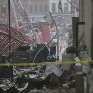 عاصفة ثلجية ورياح عاتية تُسقط أضخم رافعات نيويورك