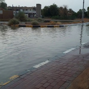 أمطار الخير تعم منطقة الهير شمال العين