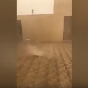 شاهد: عاصفة بردية شديدة الخطورة أثرت على السليل في وادي الدواسر 