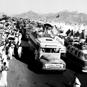  فيلم وثائقي يعرض كيف كان الحج قبل 100 عام