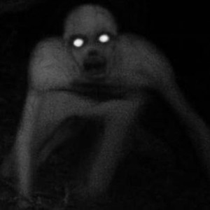 بالفيديو: شاب يدعي ظهور شبح في أقدم حانة في بريطانيا 