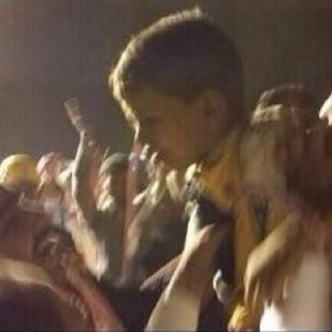 لحظة إخراج الطفل عبد الله الشراري من البئر و تحول الخوف إلى فرحة عارمة