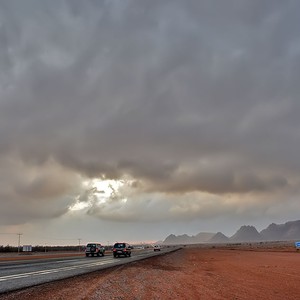 بالصور: شاهد إبداع الخالق في أمطار حائل عصر الجمعة 