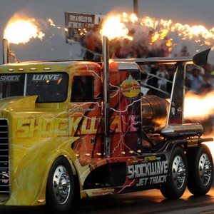 شاهد أسرع شاحنة بالعالم بـ36 ألف حصان