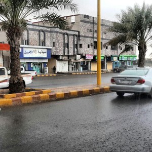 بالصور : امطار رعدية على مرتفعات جيزان