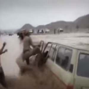 هكذا هم شباب السعودية.. نخوة وشهامة وبطولات 