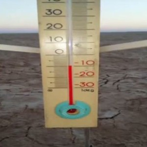 بالفيديو: شاهد وصول درجة الحرارة إلى 10درجات مئوية تحت الصفر في شمال الرس 