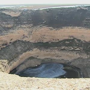 حفر إنهدامية عملاقة تثير الرعب في وسط تركيا  