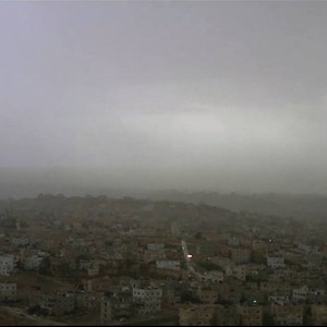 بالصور: البروق تضيء سماء المملكة 