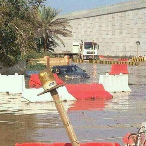 بالصور: الفيضانات تجتاح  أجزاء ولاية صحار بعُمان بعد موجة قوية من الأمطار