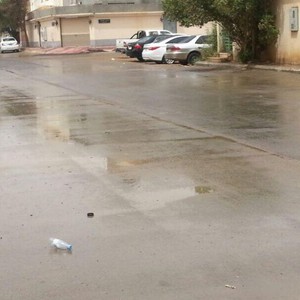 بالصور : أمطار الخير تنعش اجواء الرياض 