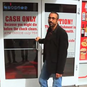 شاهد الحلقة السابعة من خواطر 10 مع احمد الشقيري بعنوان الأكل المزيف 